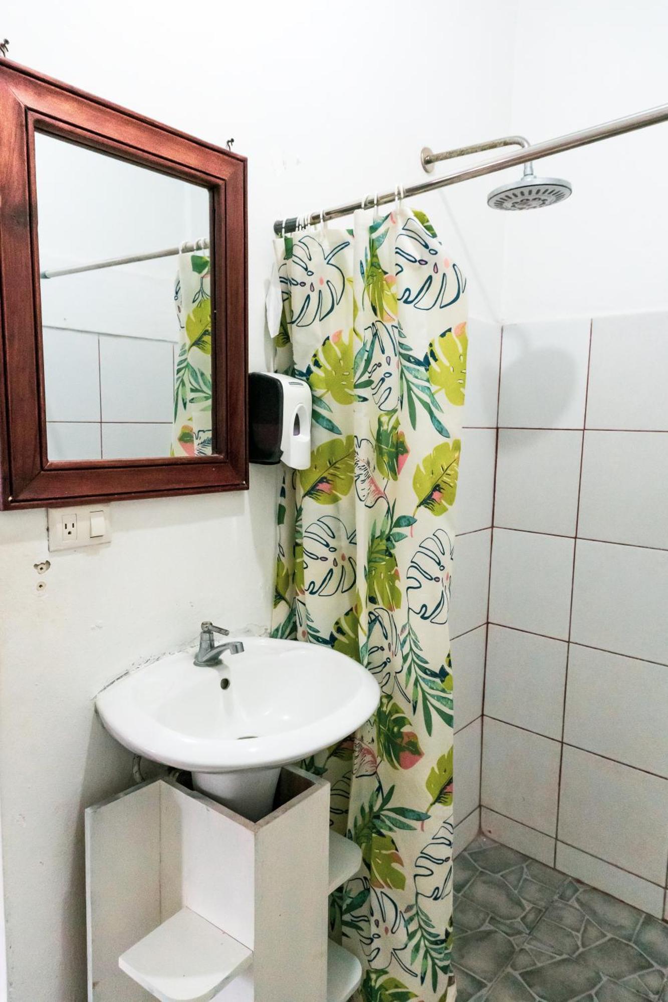 Hostal Eden Мойогалпа Екстер'єр фото