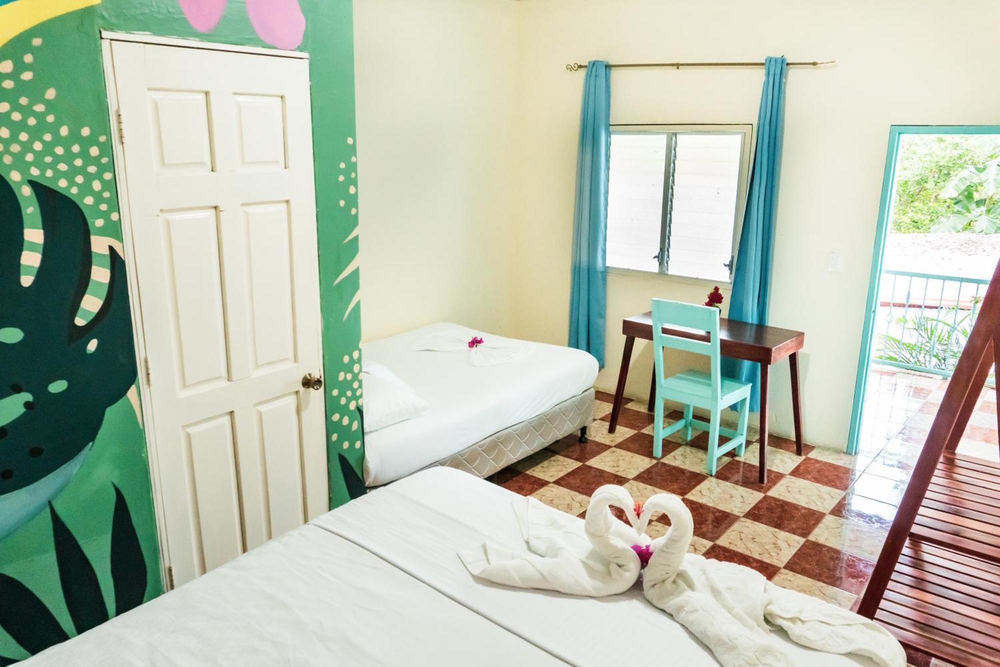 Hostal Eden Мойогалпа Екстер'єр фото