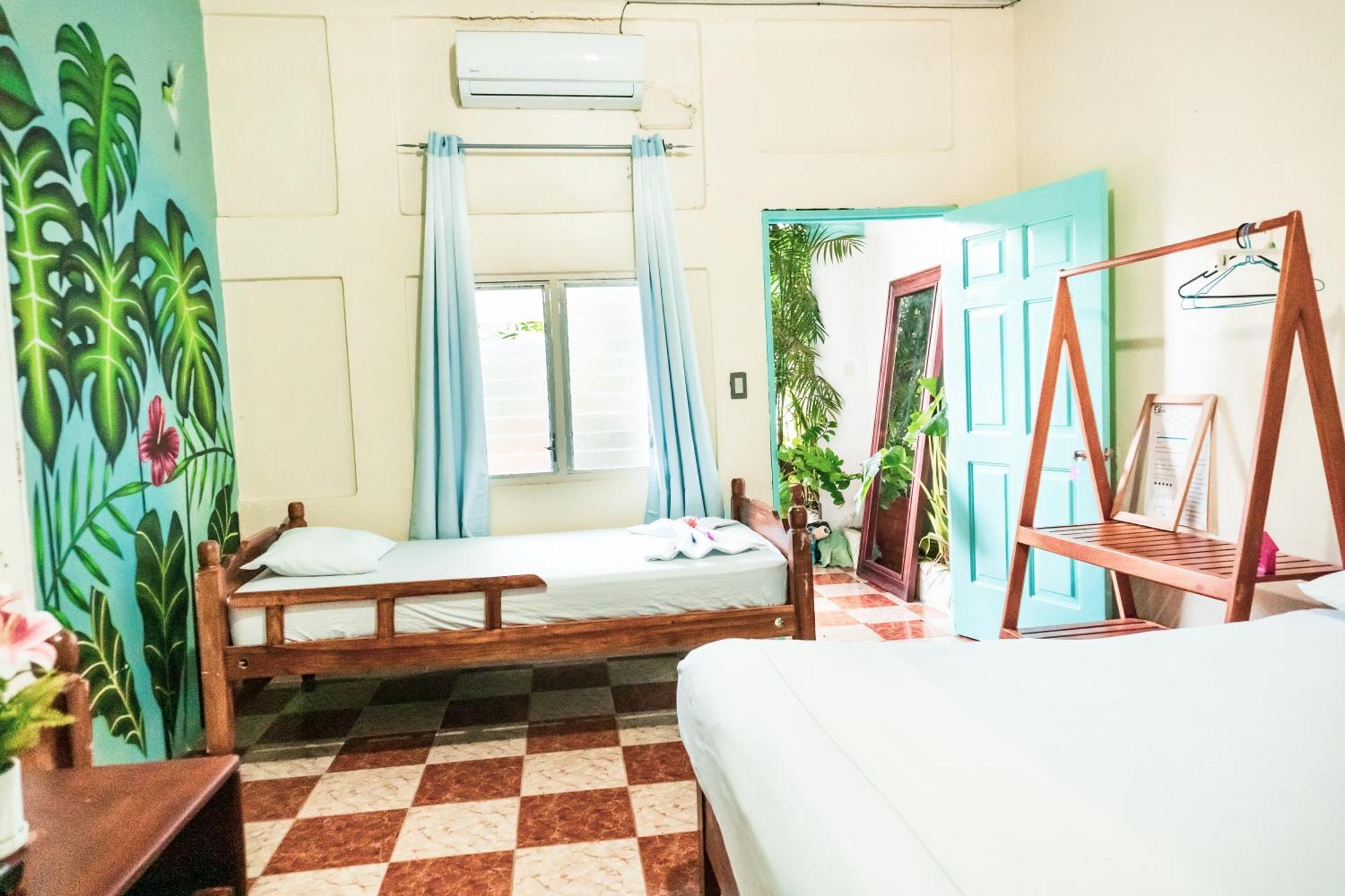Hostal Eden Мойогалпа Екстер'єр фото